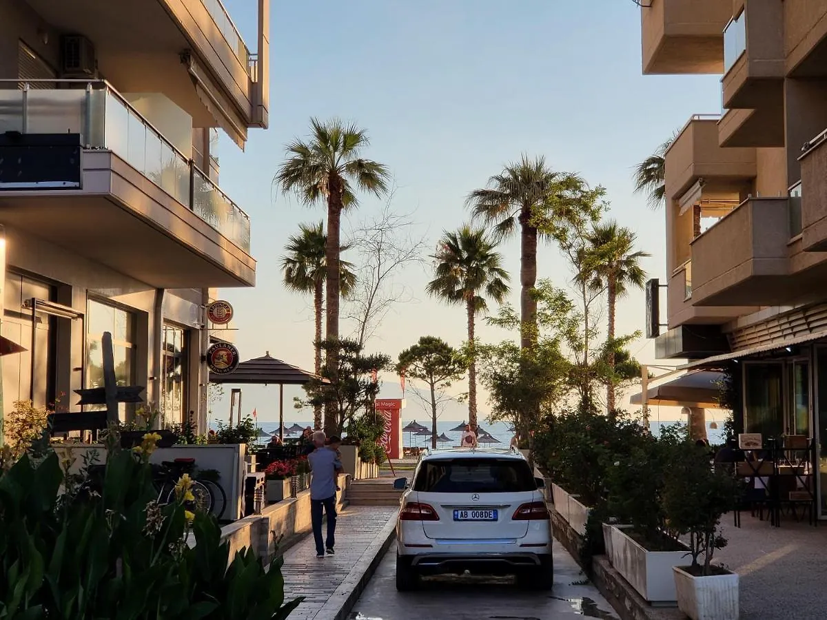 Eden'S Apartment فلورا